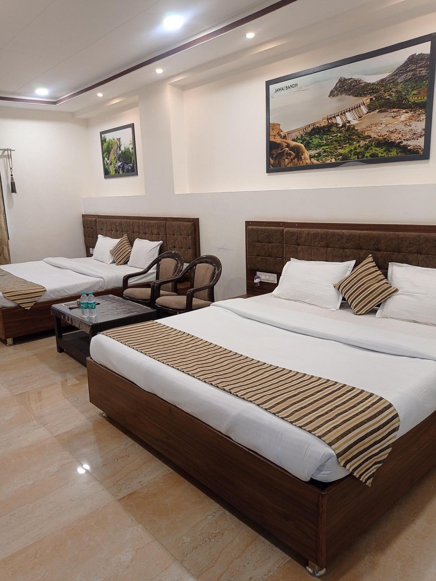 Sun Stone Hotel&Club - Jawai Sheoganj Extérieur photo